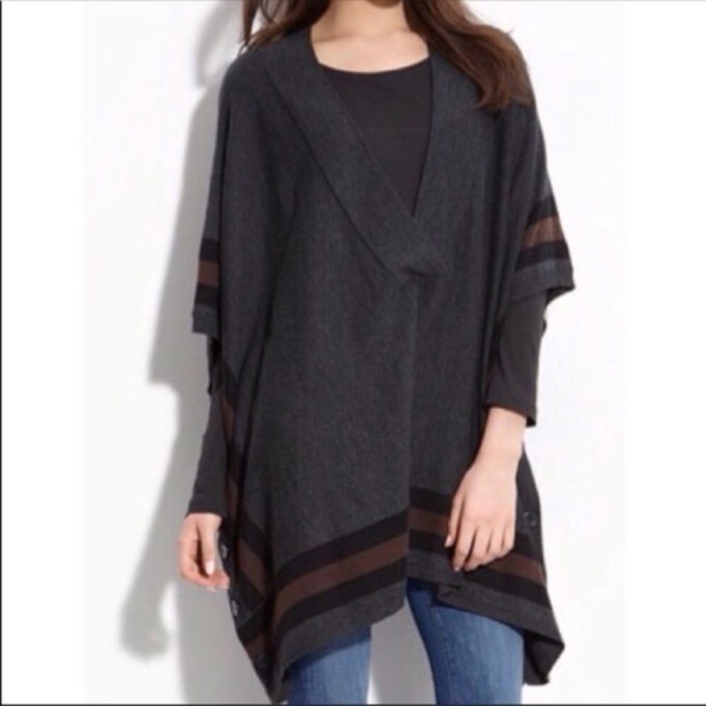 Nordstrom | Hinge | Sweater Poncho | Detailed Border